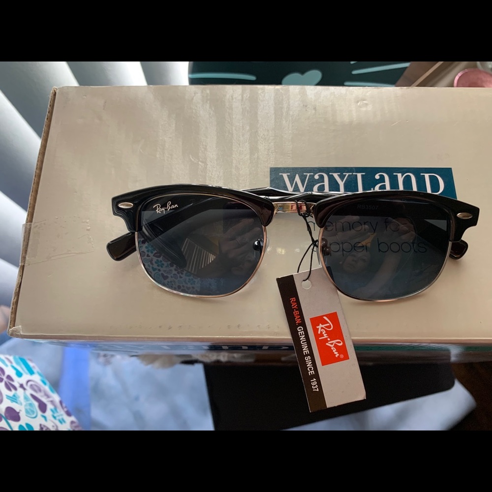 Ray-bans - Picture 4 of 4
